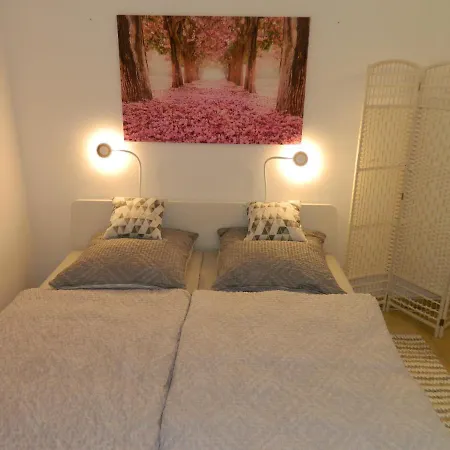 Ferienwohnung Kiko Apartmán Zornheim